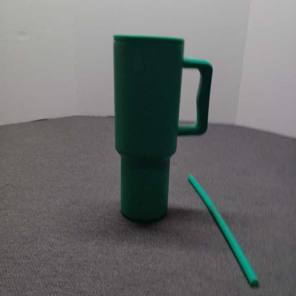 Simple Modern 40oz Trek Tumbler Green Handle Vacuum Insulated Straw Lid Cup EUC